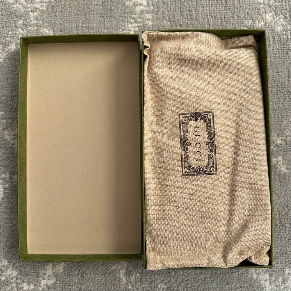 Authentic Gucci Marmont Zip Around Wallet, Black with Gold Hardware, NEW - Picture 3 of 11